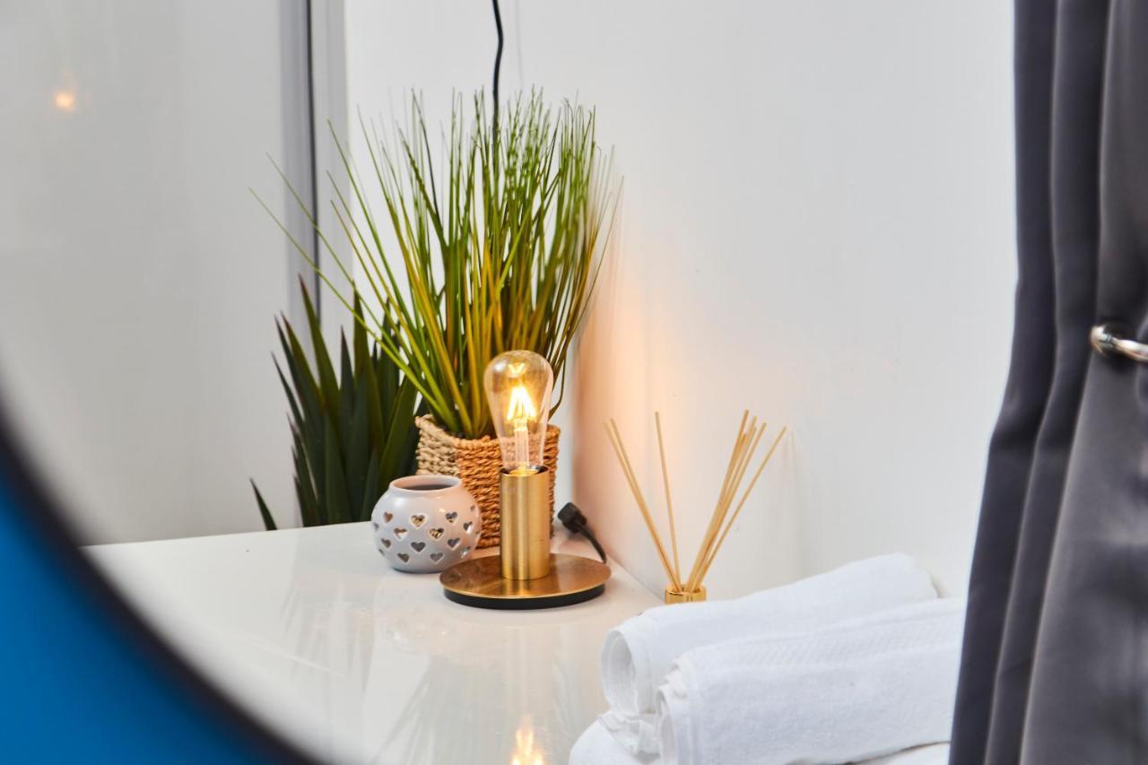 Stunning City Centre 3 Bed, 3 Bath - Sleeps 8! Apartment Leeds  Exterior photo